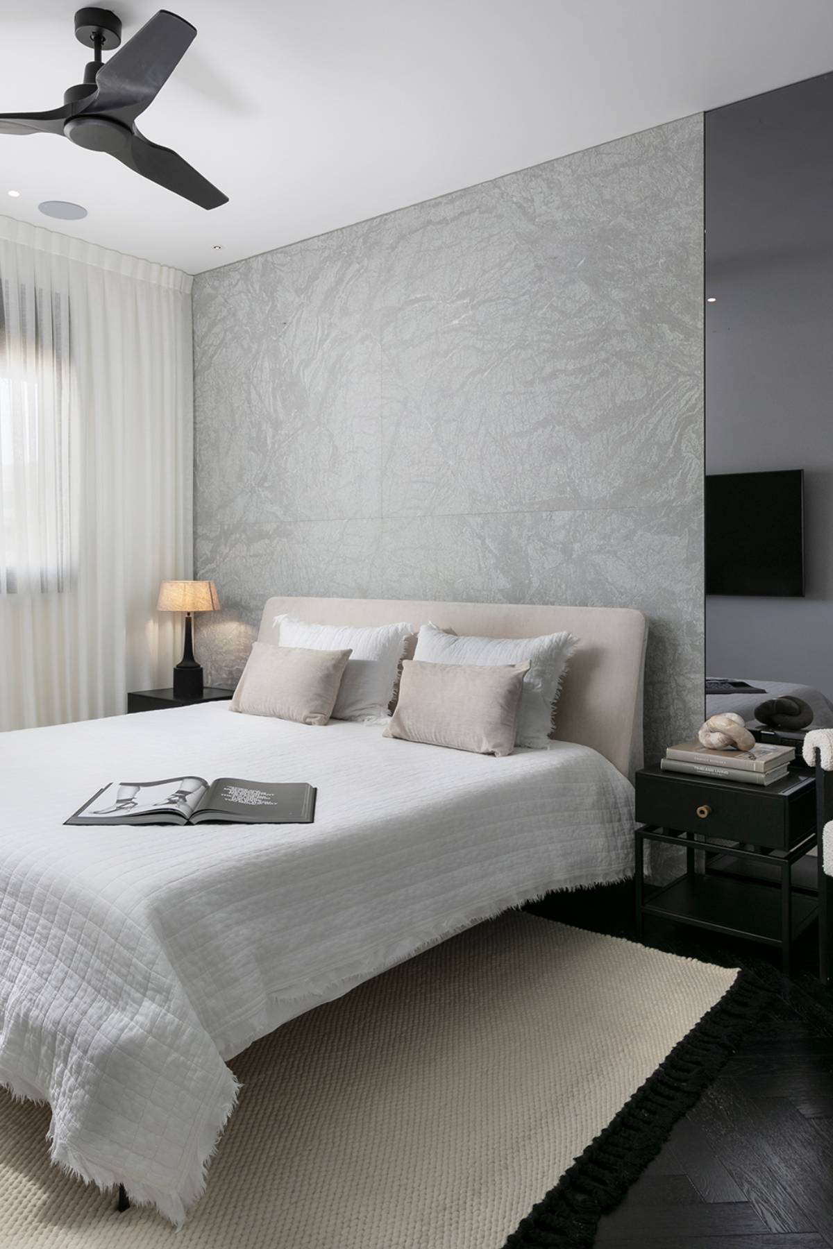 שטיח סלסה שחור לבן