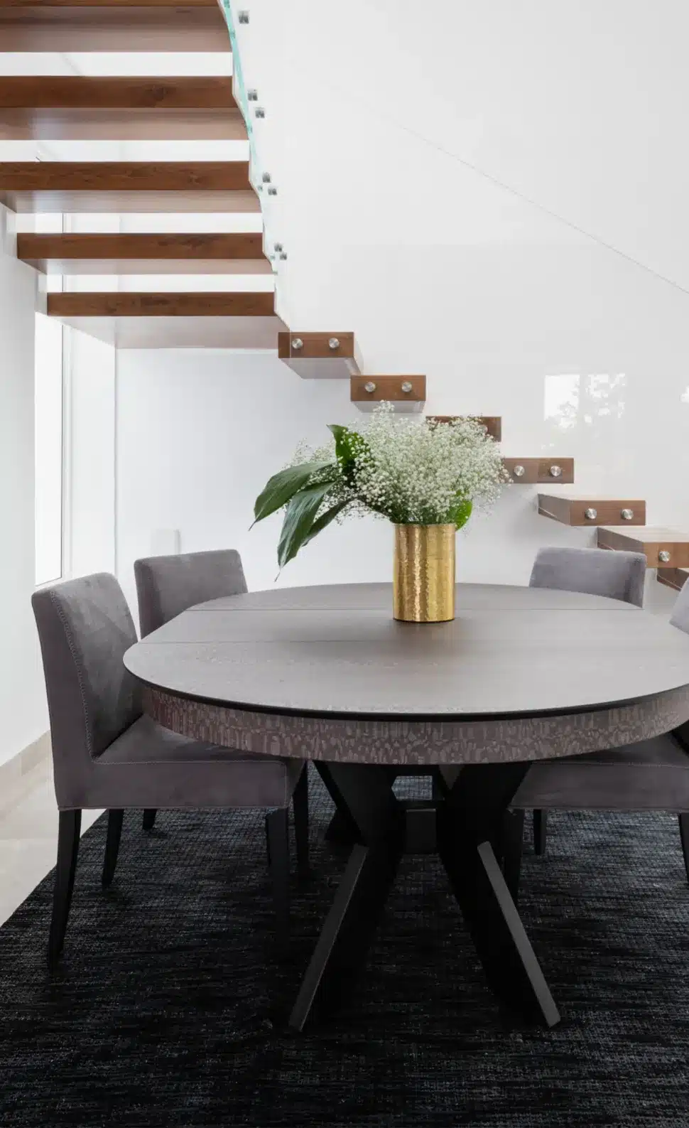 שטיח ואן black | שטיח שחור לסלון