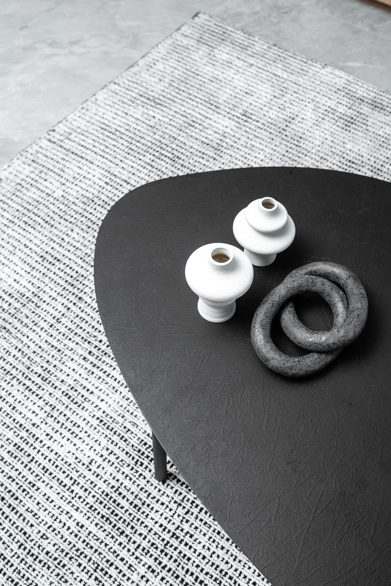 שטיח ואן שחור לבן black white