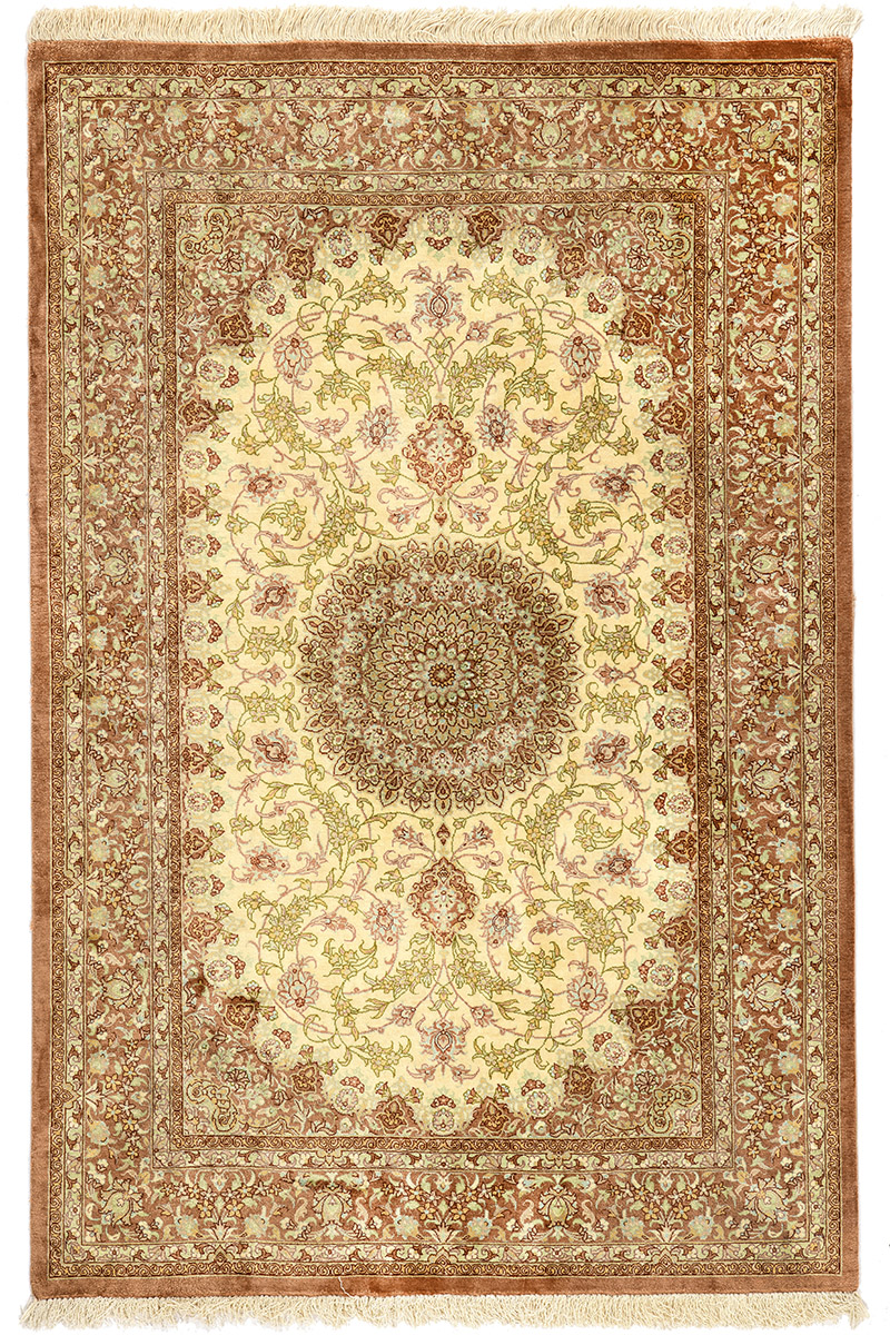 שטיח קום משי 11