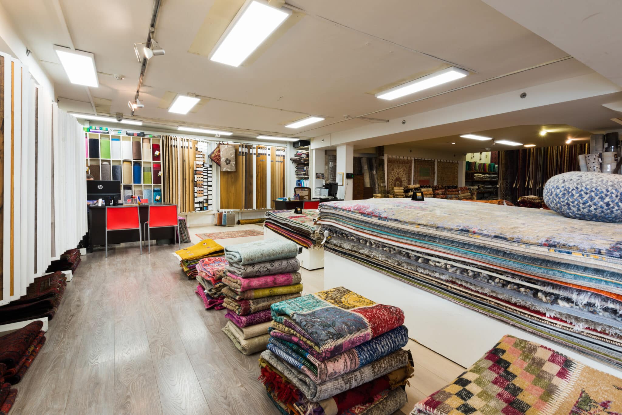 צמר שטיחים יפים - סניף ירושלים