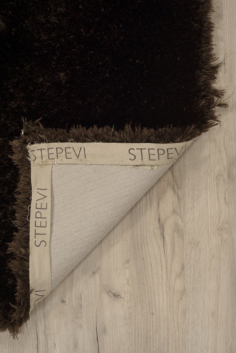 שטיח טאץ' שורט