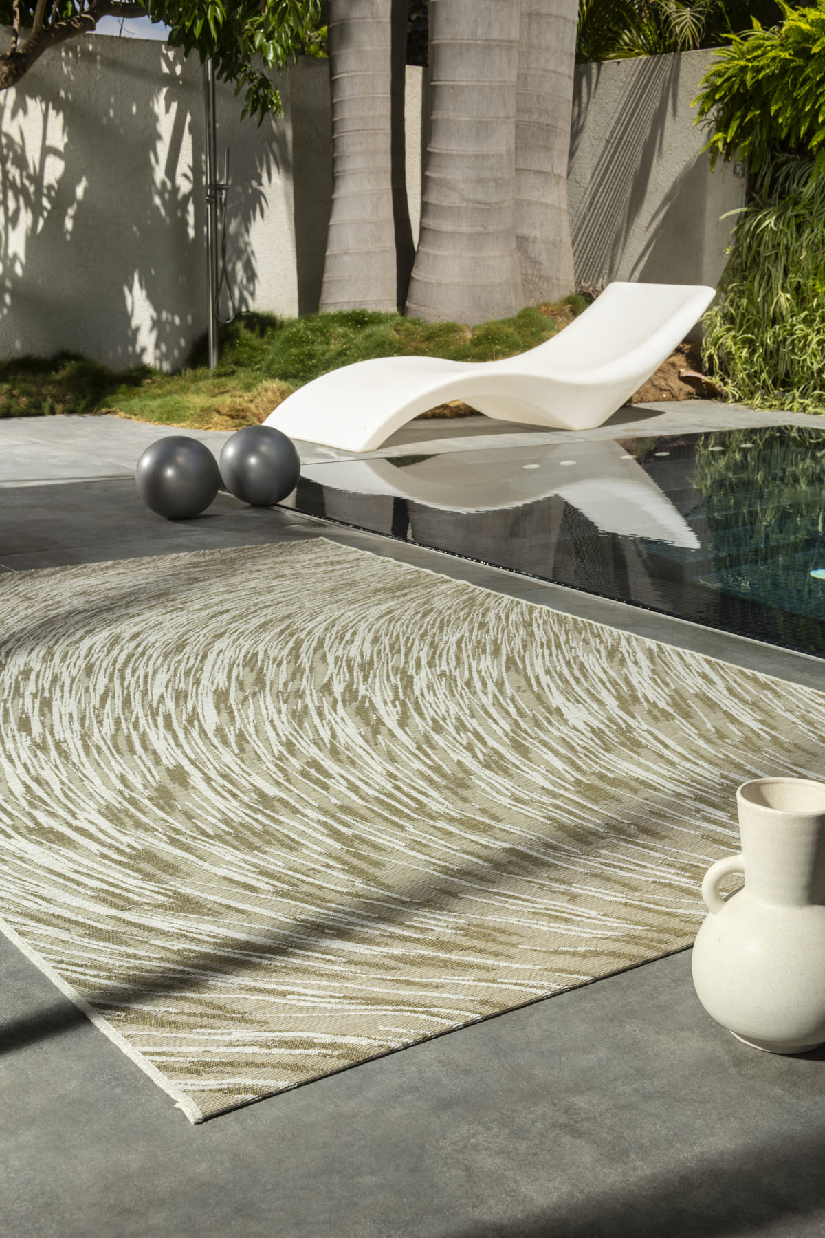 שטיח קריסטל אאוטדור GRADOCH בז'