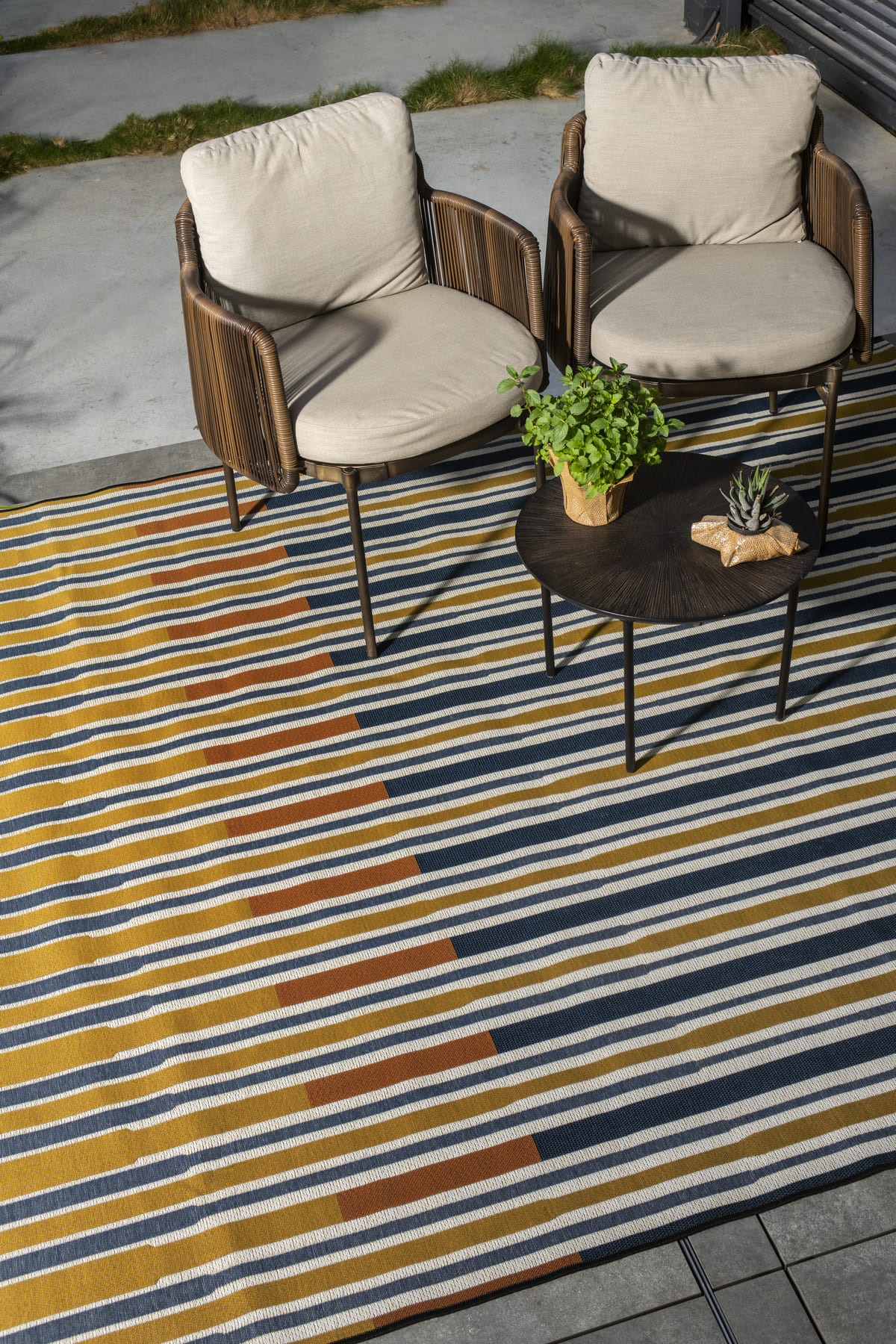 שטיח דומאני אאוטדור TERN חום כחול